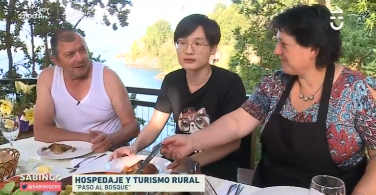 Yuhui conoció las bondades del lago Rupanco