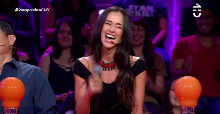 Titi Aguayo sorprendió al ritmo de Los Auténticos Decadentes en Pasapalabra