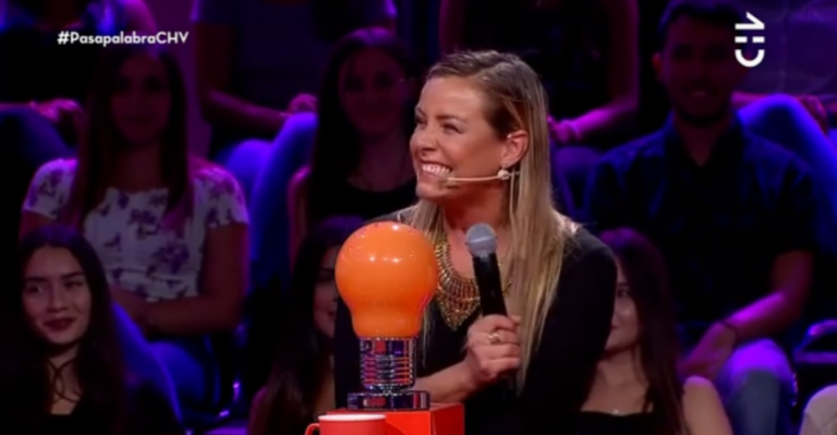 Así fue la intensa interpretación musical de Claudia Conserva en Pasapalabra