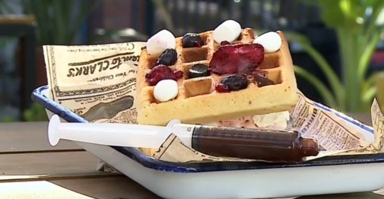 Jaime Artus probó el mejor sánguche dulce de Santiago