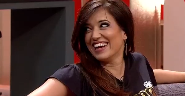 Yamila Reyna confesó fantasía con reconocido cantante en La Noche es Nuestra