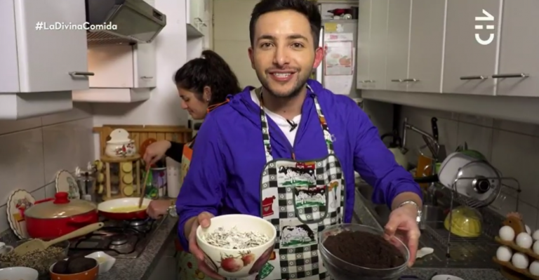 Hugo Valencia conquistó a sus invitados con un cheesecake chismoso