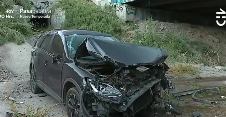 Jugador de la UC cayó a canal y fue detenido