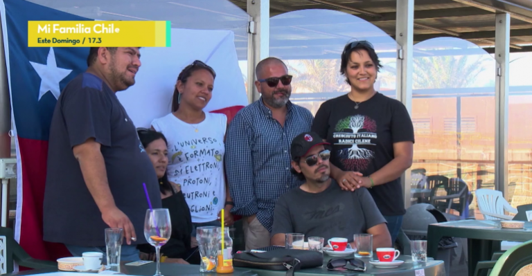Este domingo: Chileno que fue adoptado regresa a Chile desde Italia