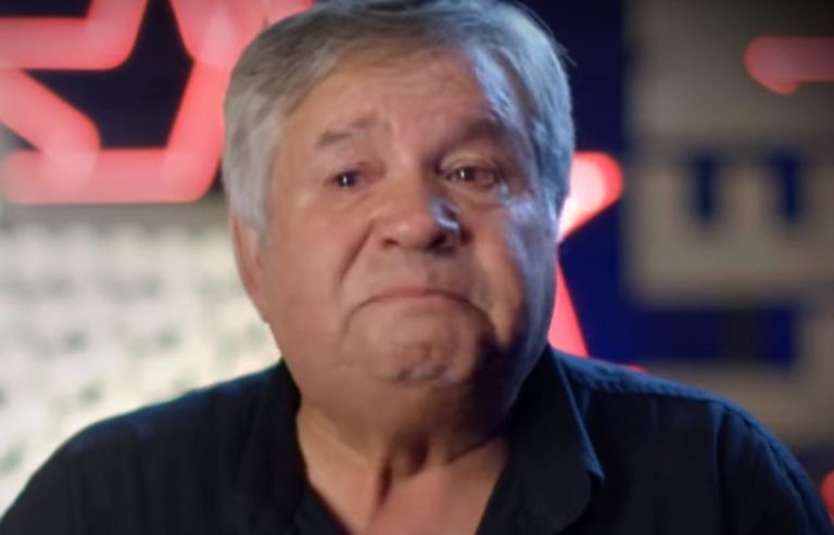 La emocionante presentación de chileno en programa español que dedica canción a asesinados por la dictadura