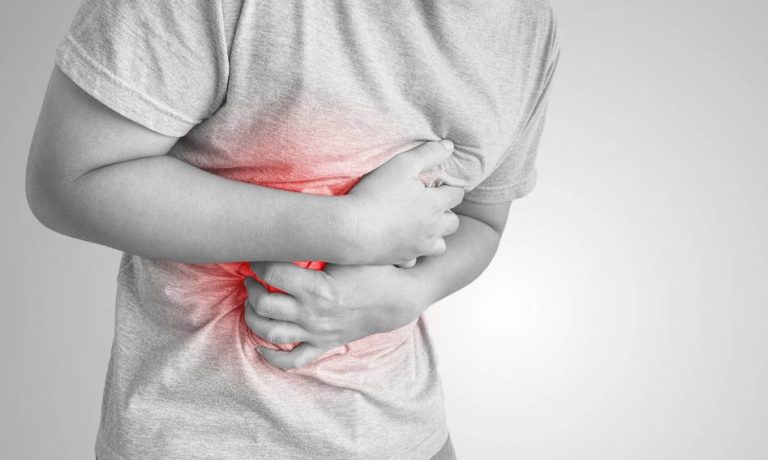 Examen menos invasivo que la colonoscopía es igual de efectivo para diagnosticar cáncer de colon