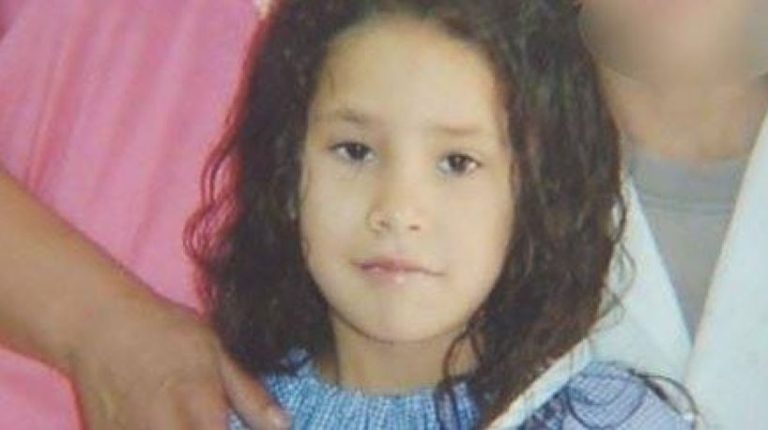 Niña de 7 años fue asesinada por su madre y padrastro: Los crudos detalles del crimen que remece a Argentina