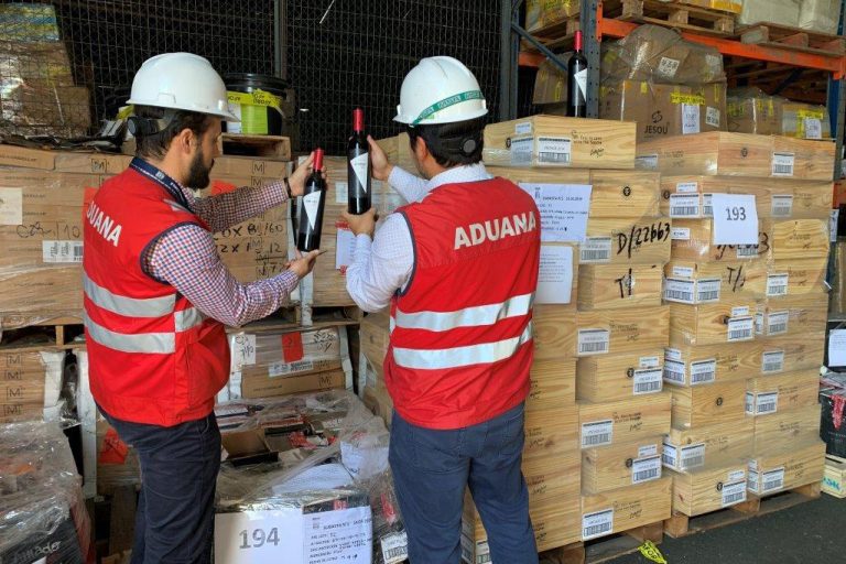 Aduanas de Valparaíso rematará joyas, carros de golf y hasta un ascensor