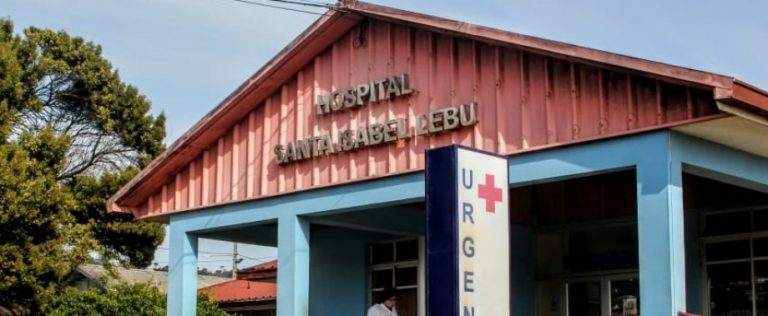 Llegó en carretilla al hospital: denuncian que madre de 85 años murió porque le negaron ambulancia