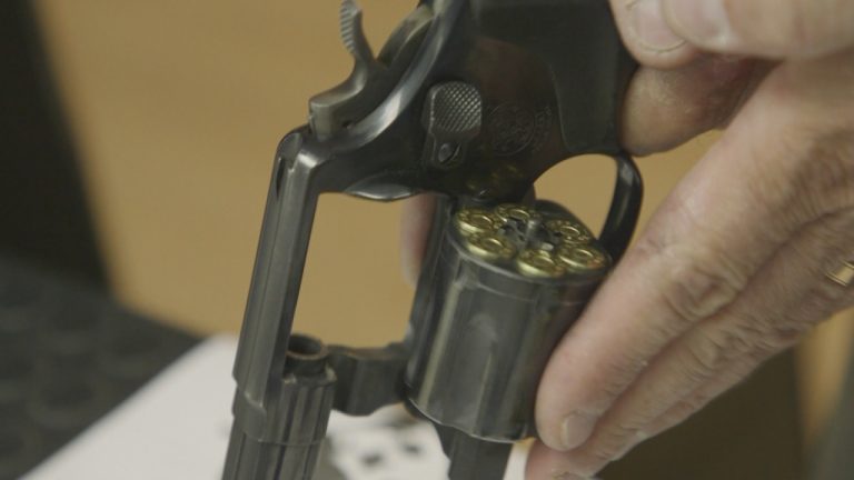 Vuelco en robo de fusiles y municiones de regimiento: Soldados que dijeron ser asaltados quedaron detenidos