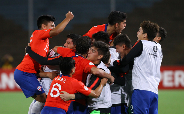 ¡É-pi-co! La Roja sub 17 se lo da vuelta a Uruguay y asegura clasificación al Mundial