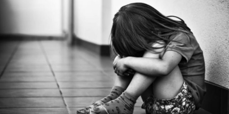 Niña que visitaba a su abuela en hospital fue abordada por un hombre en pasillo y violada en el ascensor