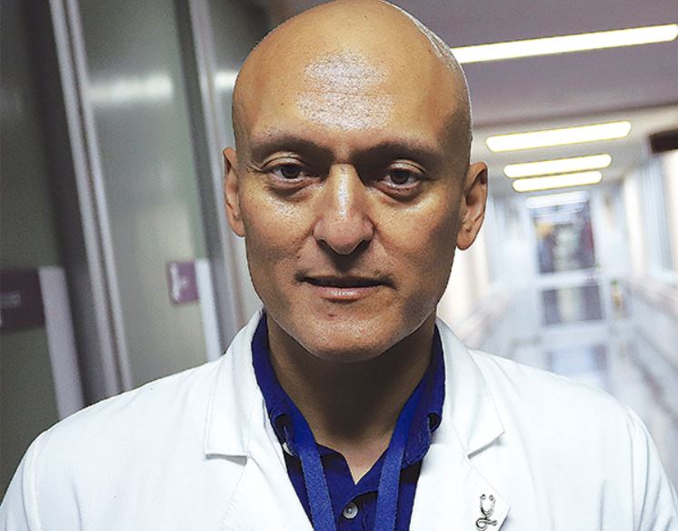 “Valiente luchador”: Muere doctor Claudio Mora producto del cáncer que lo afectaba