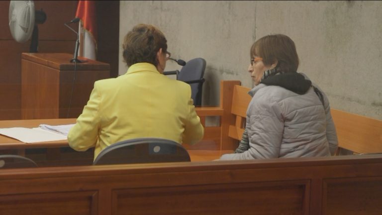 Le quitaron licencia de conducir: Condenan a conductora de furgón escolar que atropelló a niña en Ñuñoa