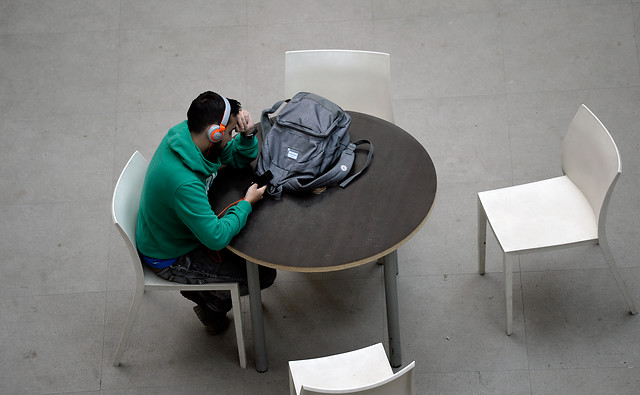 Estudio indica que el 44% de los universitarios ha estado con tratamiento psicológico