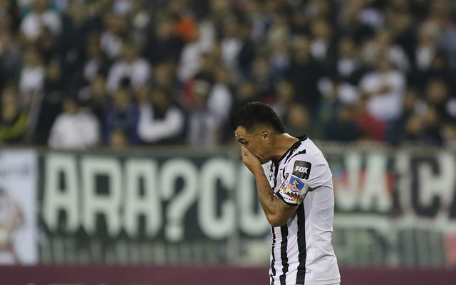 ¡Hasta Paredes lo falló! Colo Colo perdió todos los penales y es eliminado de la Sudamericana por la UC de Quito