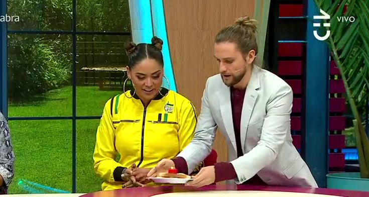 El improvisado cumpleaños que Viva La Pipol le organizó a Camila Recabarren