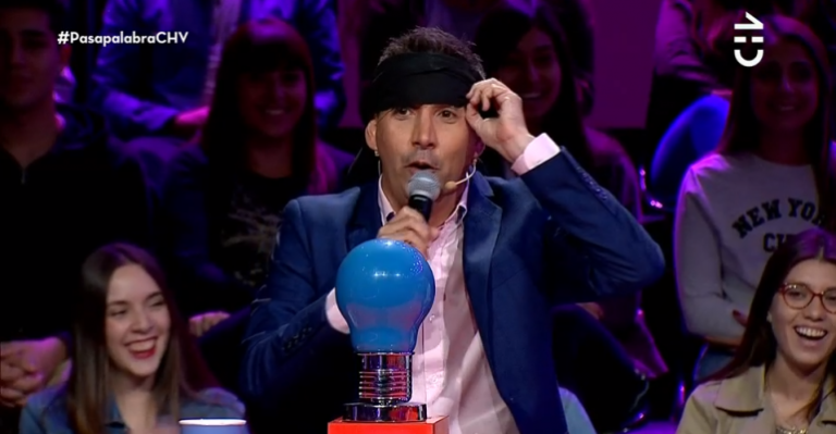 Pato Sotomayor cantó un clásico del Pollo Fuentes en Pasapalabra