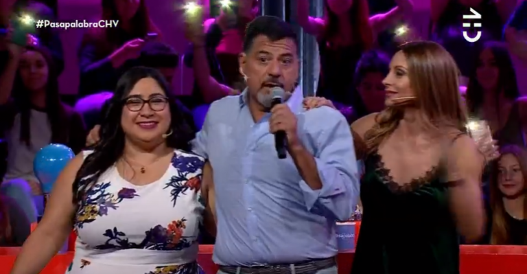 Este fue el romántico canto de Beto Espinoza en la Revancha musical de Pasapalabra
