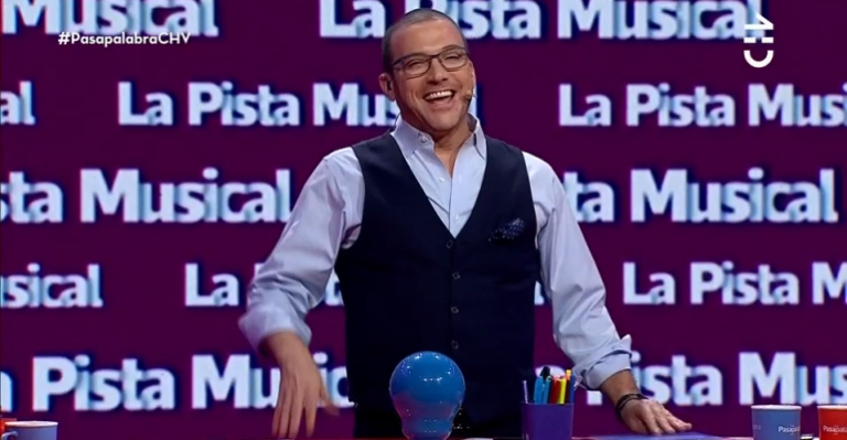 Julián Elfenbein hizo reír con divertida mímica en Pasapalabra