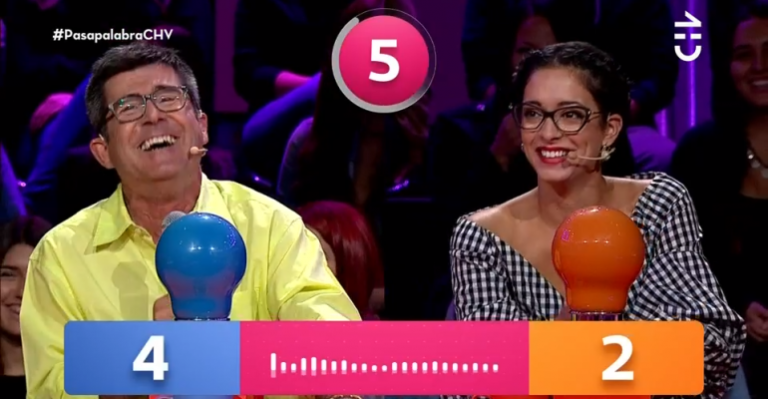 Paula Bolatti y Marcelo Comparini cantaron apasionadamente en Pasapalabra