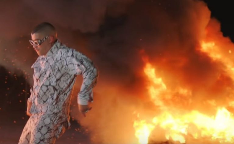 Niño de 7 años murió intentando imitar lo que hizo Bad Bunny en un videoclip