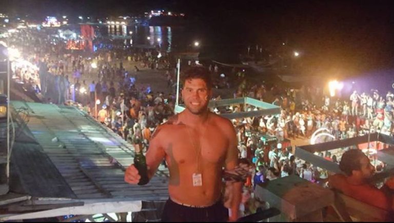 Golpeó, asfixió e intentó sacarle los ojos a su novia embarazada por un “Me Gusta” en Facebook