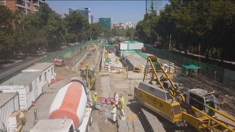 Tienen para rato: Obras en Vespucio Oriente triplican tiempos de viajes y se extenderán hasta 2022