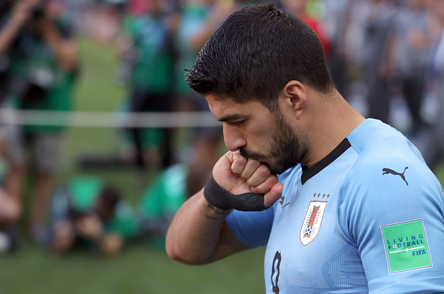 Luisito Suárez sufrió lesión en su rodilla y llegaría con lo justo a la Copa América