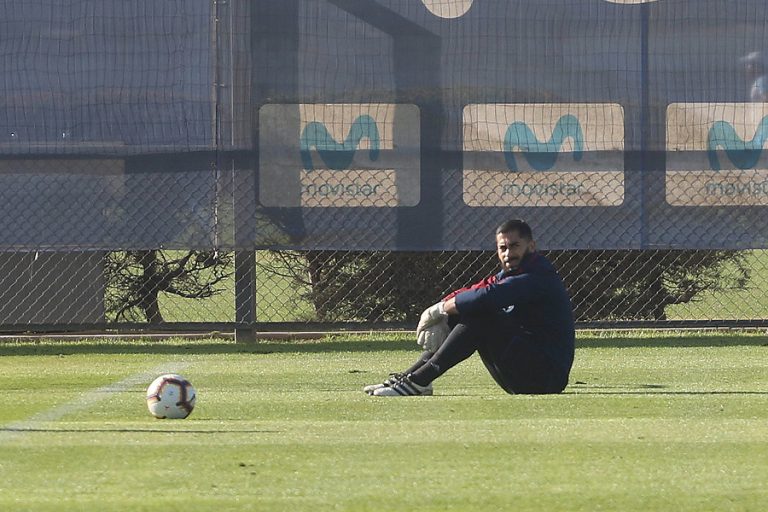 Va en serio la cosa: Arias probó formación para el Superclásico sin Johnny Herrera