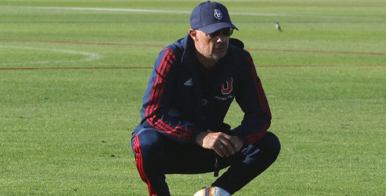 La cláusula que facilitaría la salida de Alfredo Arias en el segundo semestre