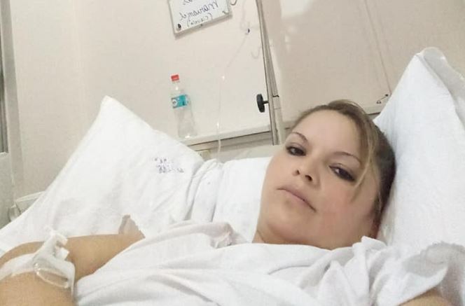 Embarazada fue atacada por perros en calle de Cartagena: Cayó al suelo y trató de proteger su vientre