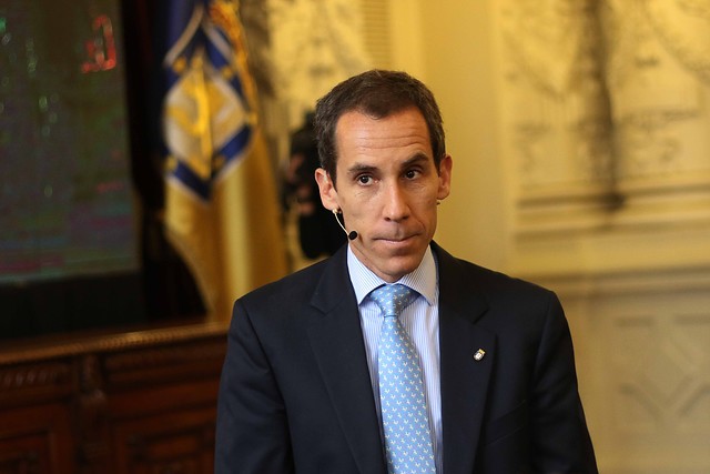 Alessandri comparó revisión de mochilas en IN con la de los cines: Esto respondieron desde las principales cadenas