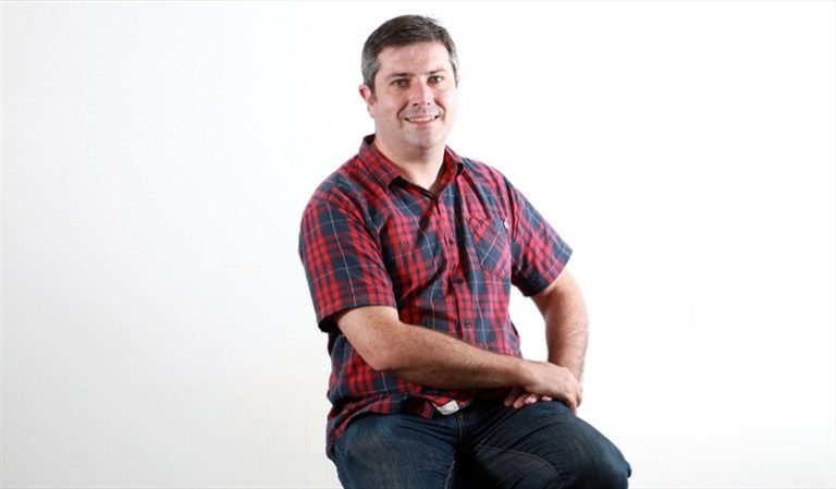 Músico chileno Álvaro Gallegos fue seleccionado para mostrar su obra homenaje a Walt Whitman en Nueva York