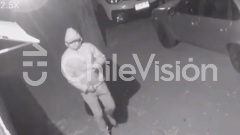 Revelan imágenes del principal sospechoso del homicidio de dueño de botillería en San Miguel