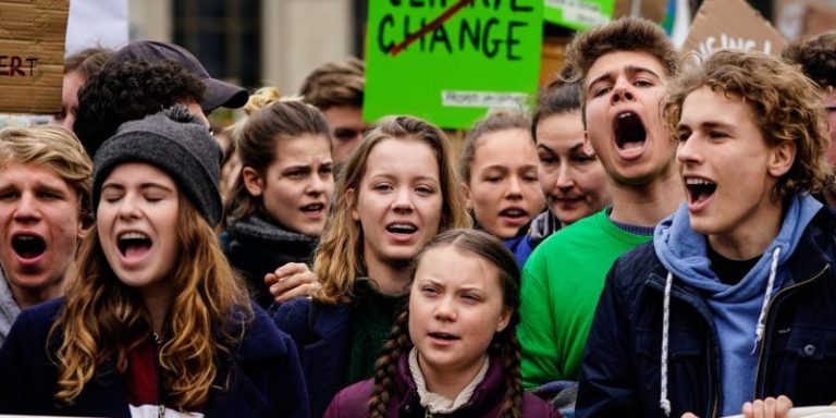 Greta Thunberg: “Nuestros padres hablan sobre el final de 'Game of Thrones' mientras el planeta se quema”