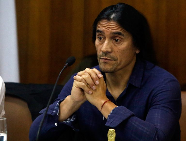 Investigan a Coca Mendoza: Recibió $26 millones por clases de fútbol que no habría hecho