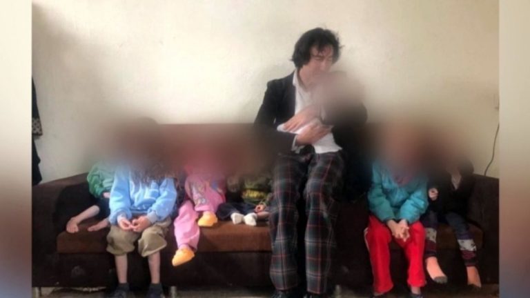 Niños de abuelos chilenos fueron liberados desde centro de refugiados en Siria