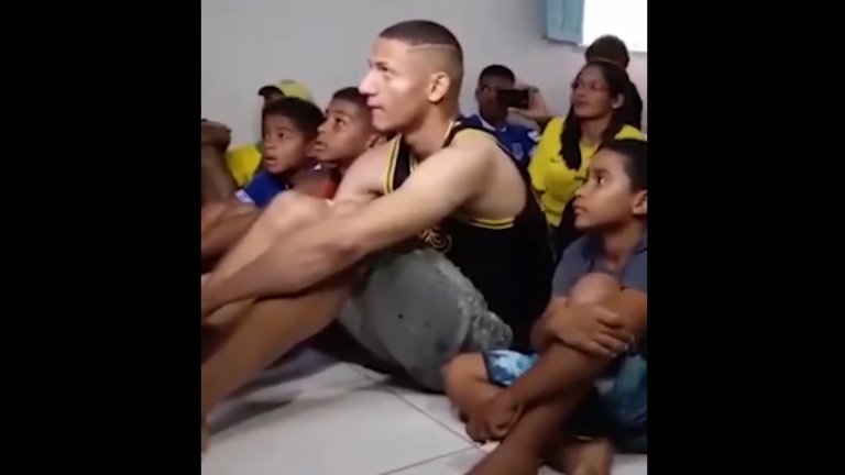 Se enteró por la prensa y con su abuela: El momento en que brasileño supo que jugará la Copa América