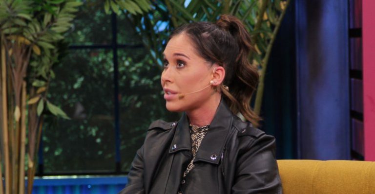 Vale Roth se refirió a la mala relación que tiene con su familia