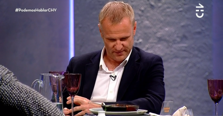 Katherine Orellana realizó controvertida pregunta sobre aborto a Felipe Kast