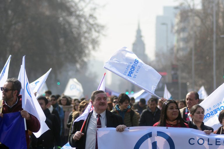 Podría afectar a un millón de alumnos: Este lunes comenzó el paro nacional indefinido de profesores