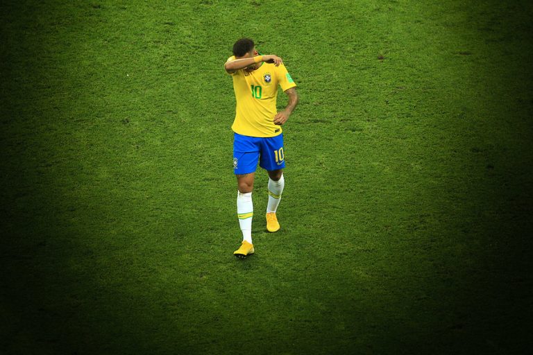 Habla mujer que acusa a Neymar de violación: 