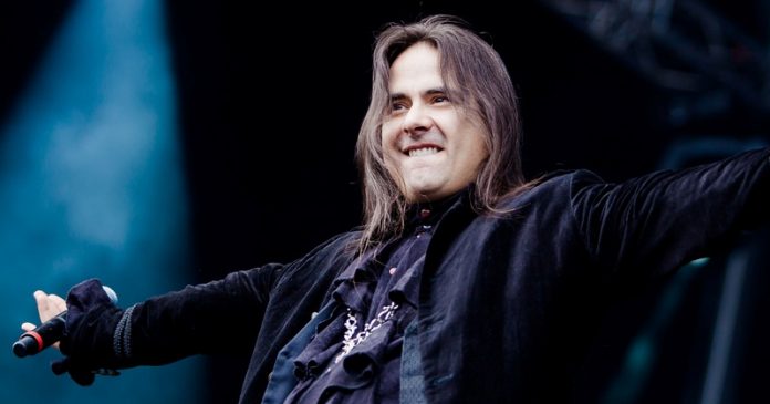 Falleció a los 47 años André Matos, ex vocalista de Angra