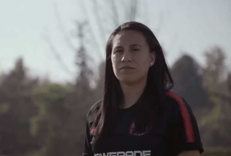 La triste noticia que recibió Camila Sáez tras el debut de la Roja en el Mundial