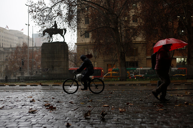 ¡Invierno a la antigua! Siguen los temporales en el sur y el viernes volverán las lluvias a Santiago