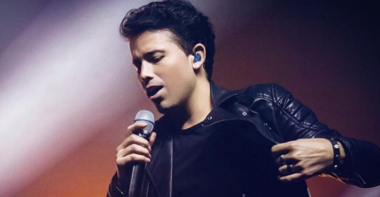 Luis Pedraza interpretó su éxito Demolición en Viva La Pipol