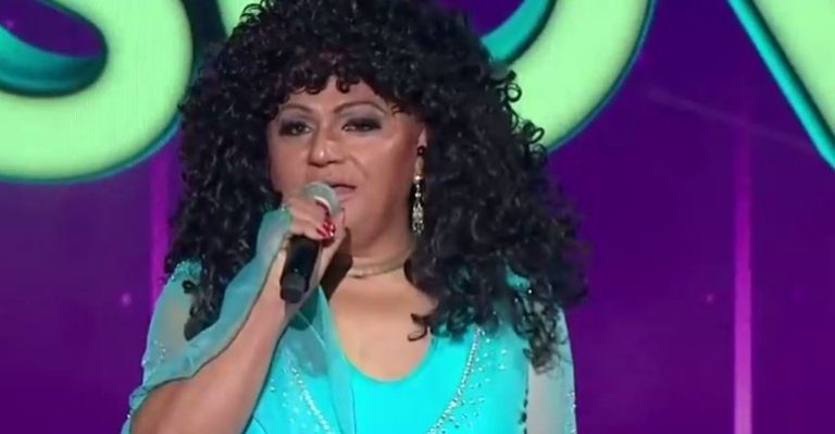 Doble dificultad: Doble de Amanda Miguel cantó con toda sus fuerzas en Yo Soy