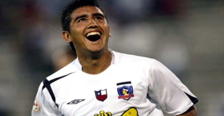 Los inicios del Rey Arturo que mostró Rodelindo Román