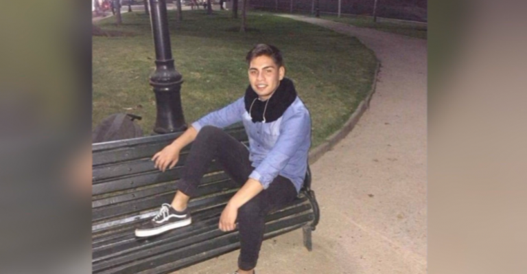 Estudiante es acusado de quemar bus y sus cercanos alegan inocencia